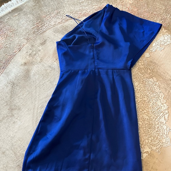 One shoulder satin mini dress - Picture 9 of 10